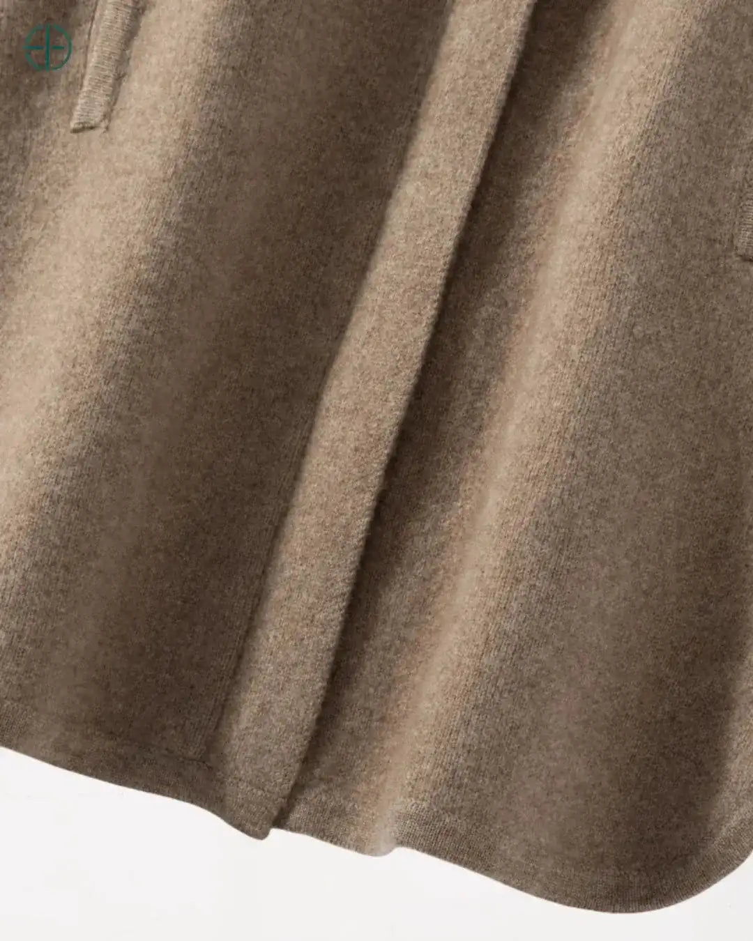 Casaco Longo com Capuz 100% Caxemira | Rest Money™