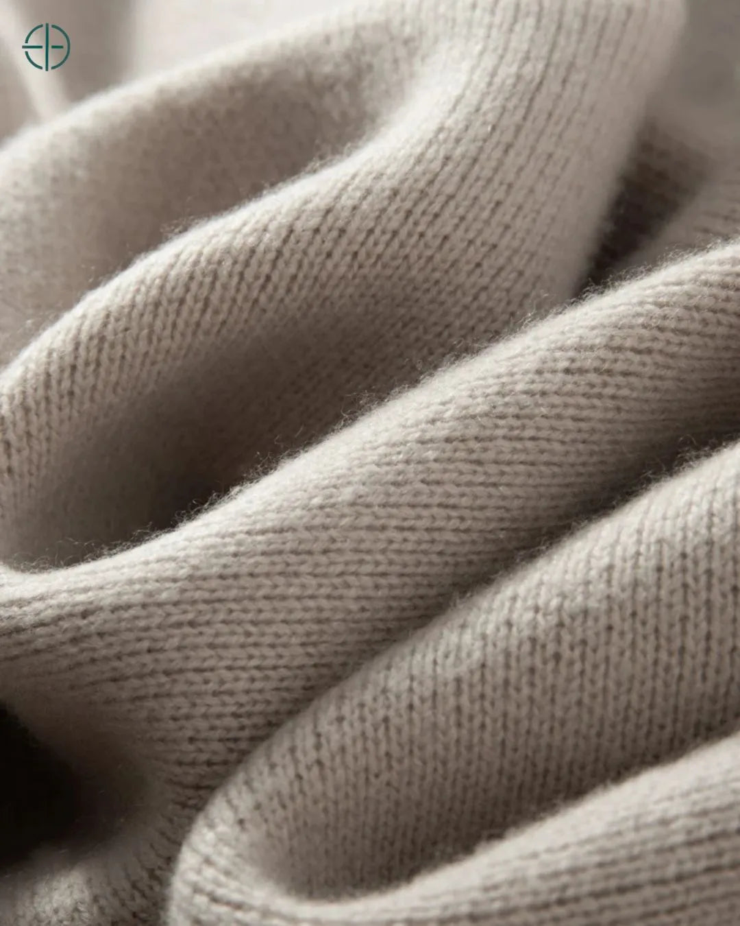 Casaco Longo com Capuz 100% Caxemira | Rest Money™