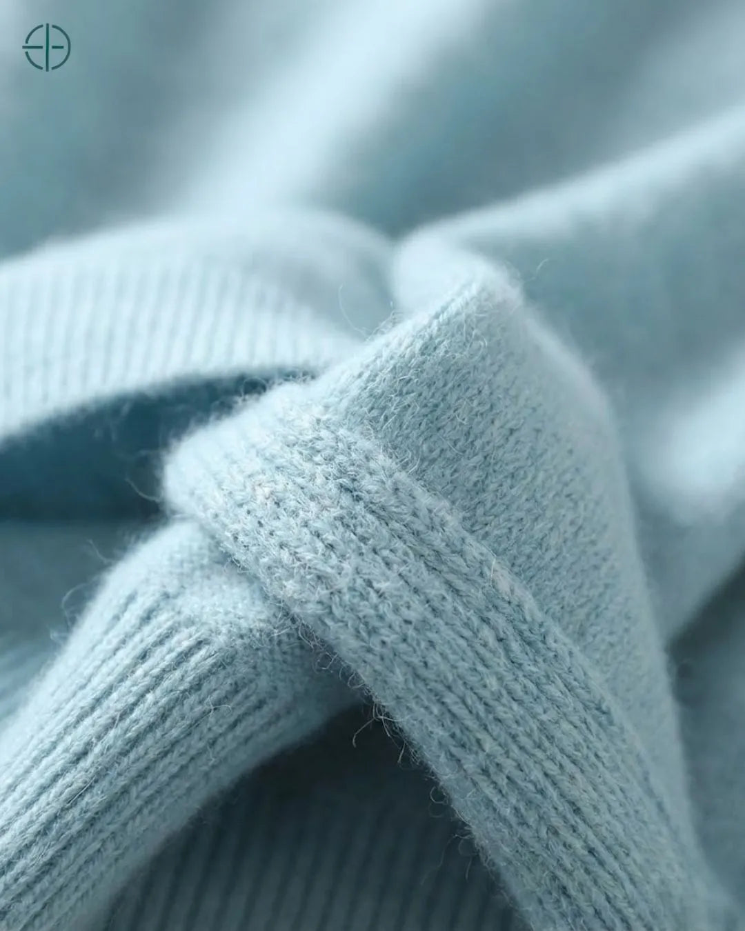 Suéter Feminino Gola Alta 100% Caxemira | Rest Money™