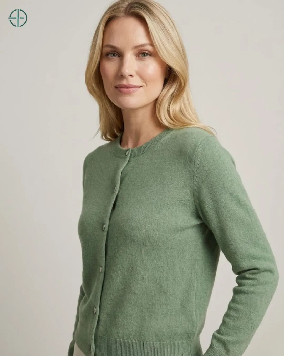Suéter Feminino Ravena Verde 100% Cashmere | Rest Money™