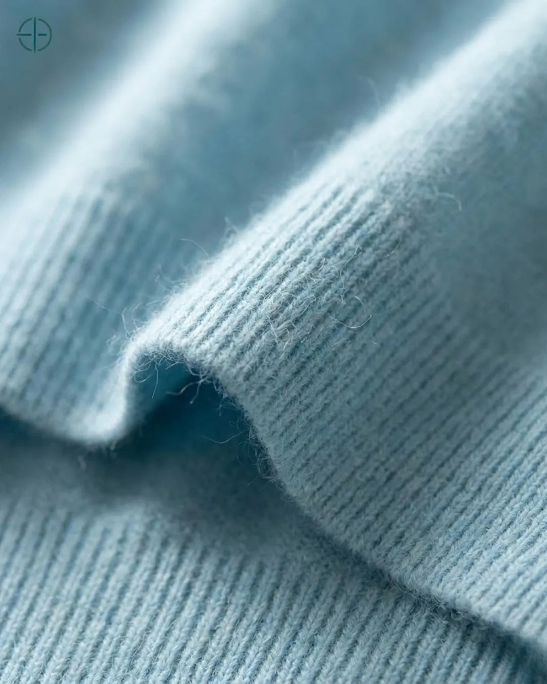 Suéter Feminino Gola Alta 100% Caxemira | Rest Money™