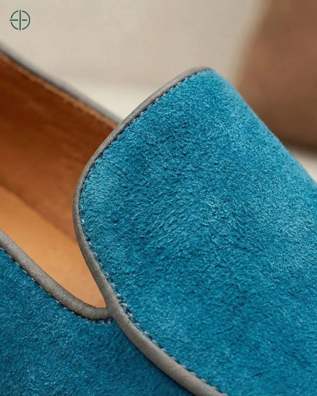 Belgian_Loafer_Hybrid_em_Camurca_