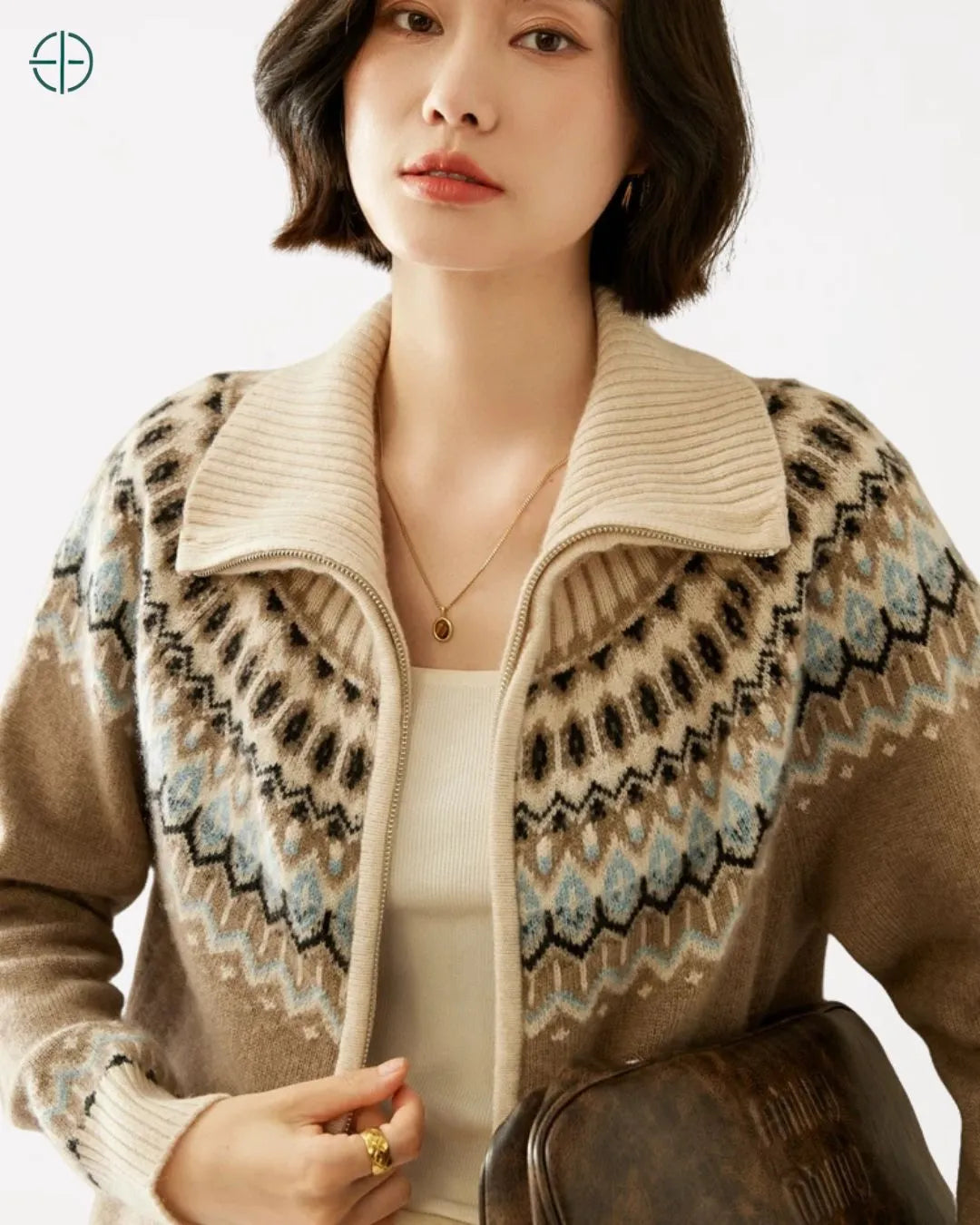 Cardiga_Geometrica_com_Ziper_100_Caxemira_