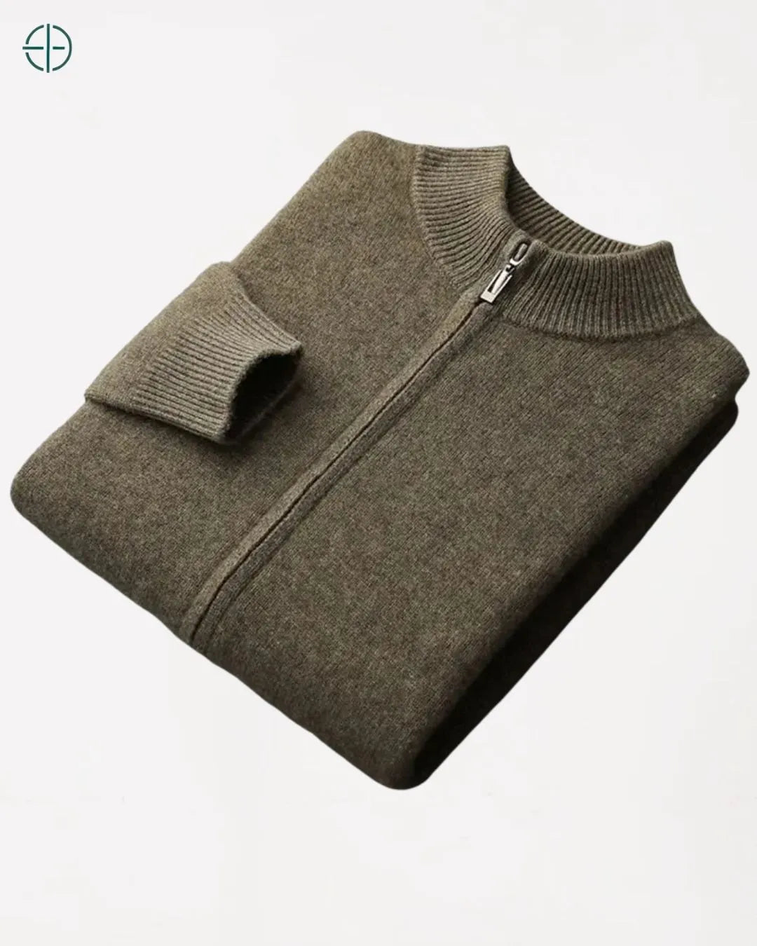 Homem sentado com postura elegante vestindo cardigan aberto