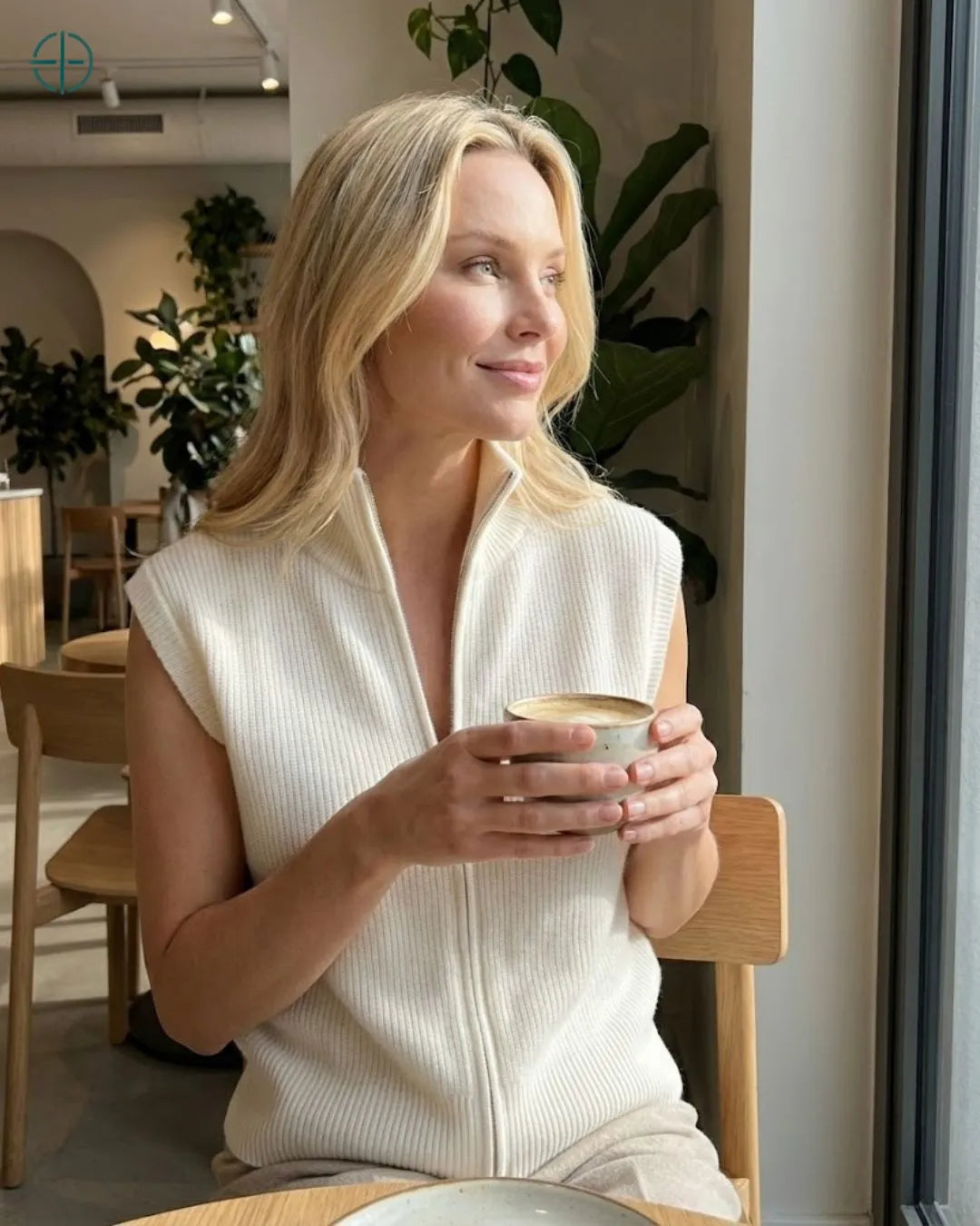 Colete_Feminino_Matilde_100_Cashmere_Rest_Money_