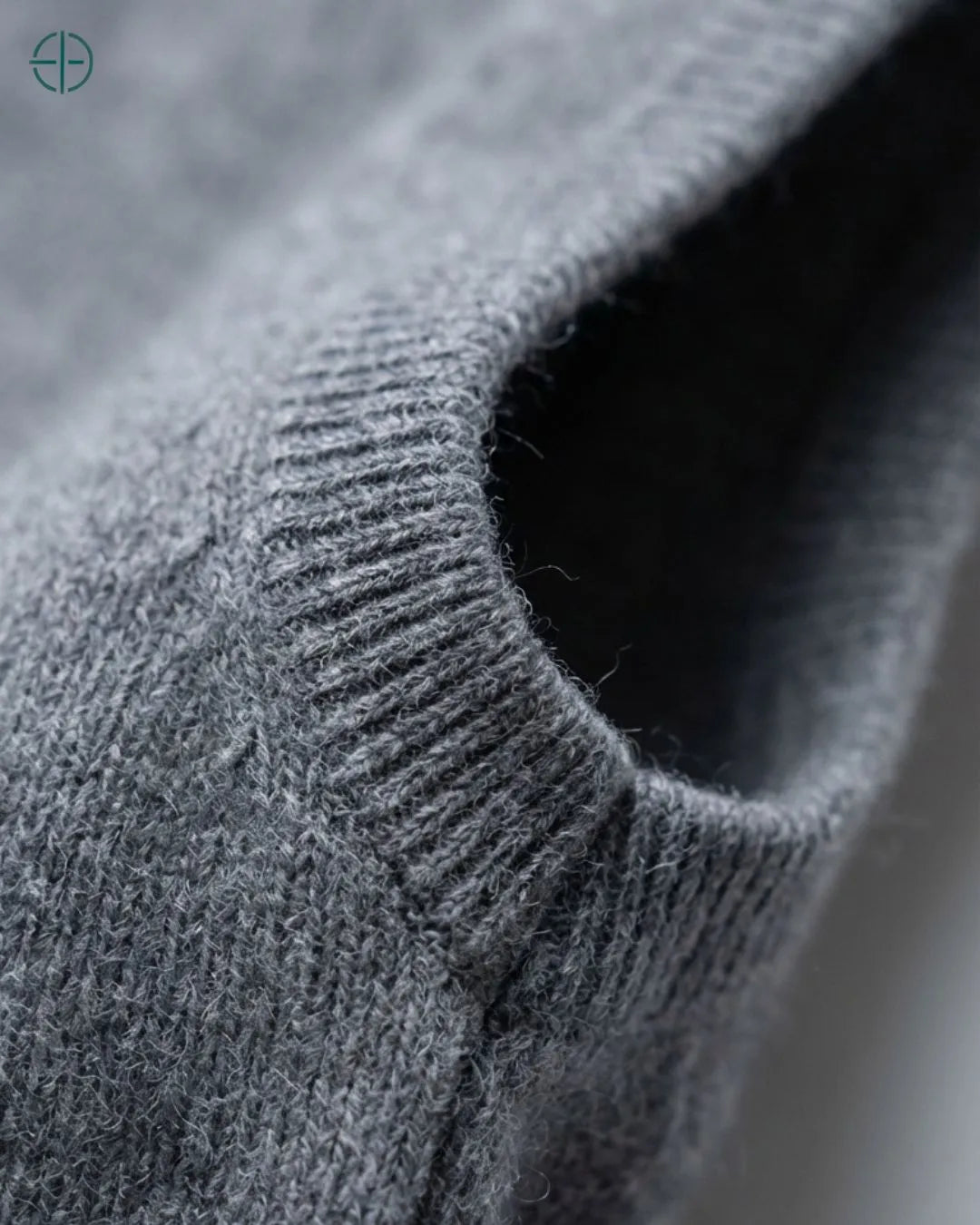 Colete_Masculino_Ruspoli_100_Cashmere_Rest_Money_