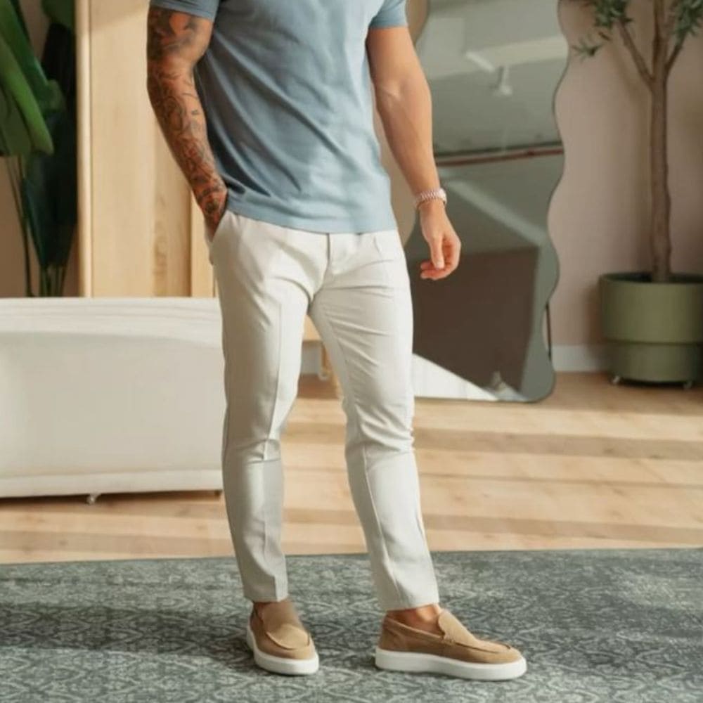 Detalhes sofisticados do mocassim de camurça premium