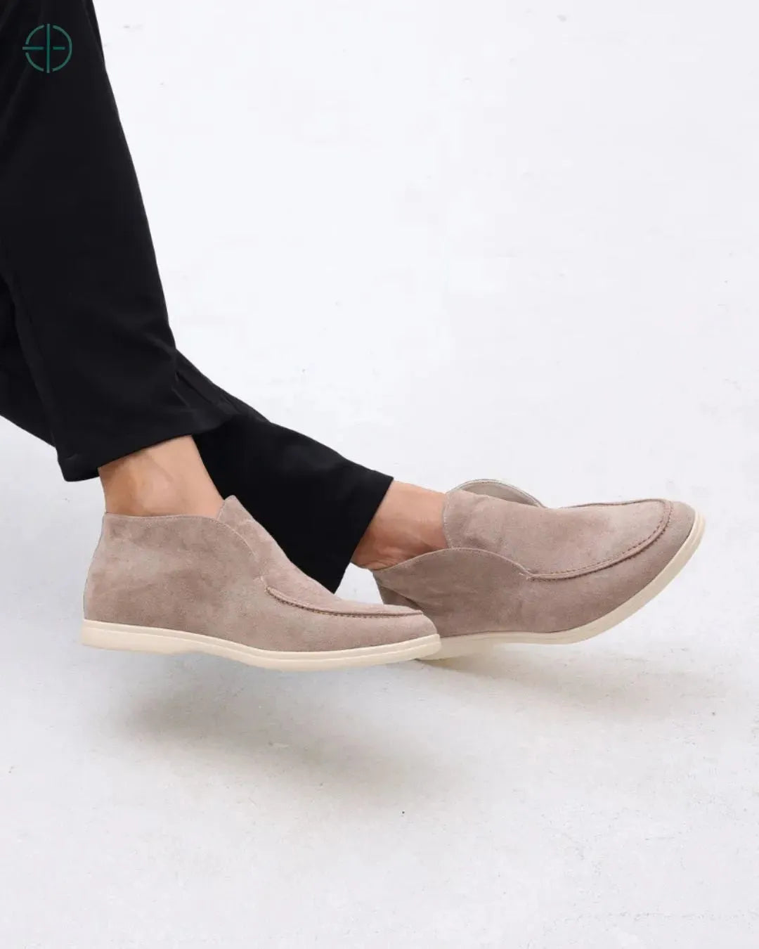 Mocassim Alto de Camurça Bege | Rest Money™