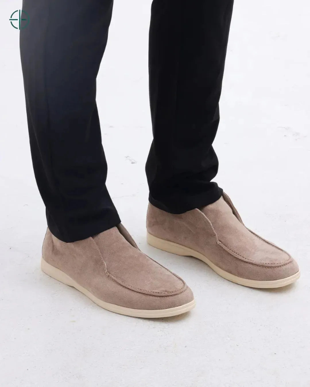 Mocassim Alto de Camurça Bege | Rest Money™