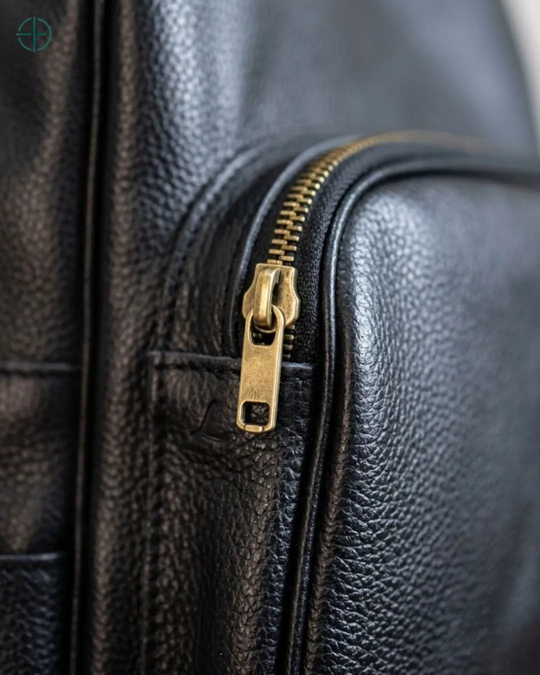 Mochila_Masculina_Leman_100_Couro_Legitimo_Rest_Money_