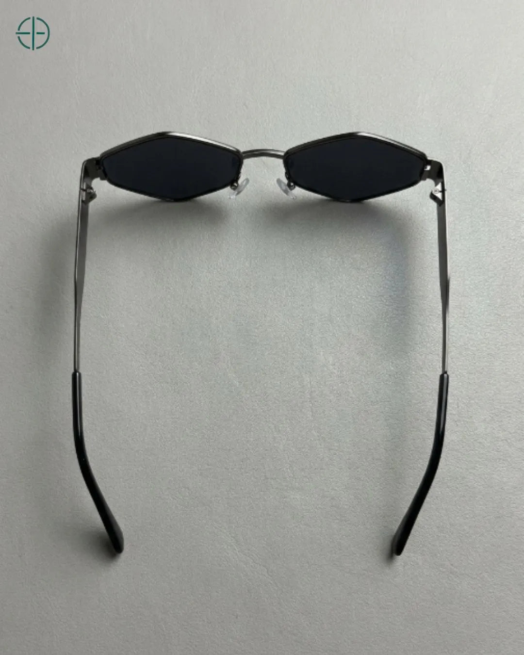 Oculos_Feminino_Esmeralda_Rest_Money_