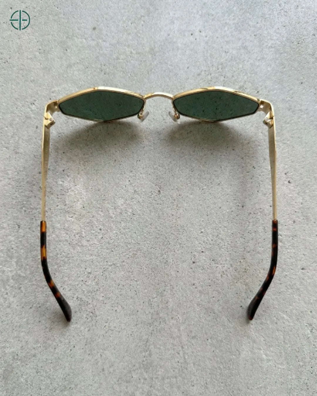 Oculos_Feminino_Esmeralda_Rest_Money_