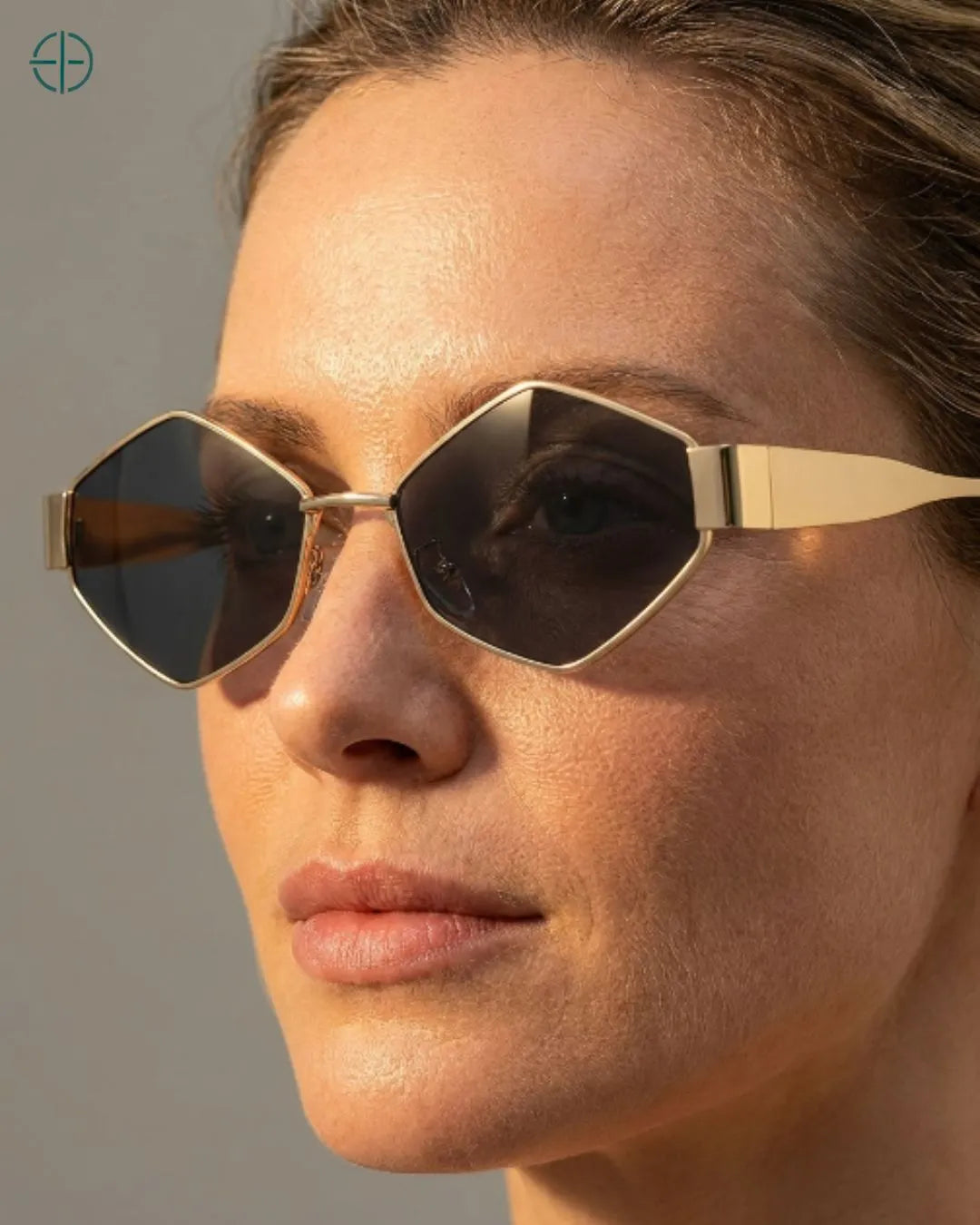 Oculos_Feminino_Esmeralda_Rest_Money_