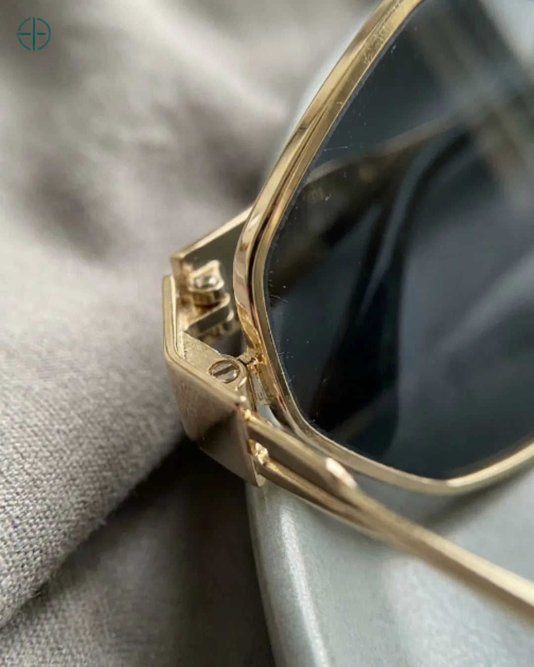 Oculos_Feminino_Esmeralda_Rest_Money_