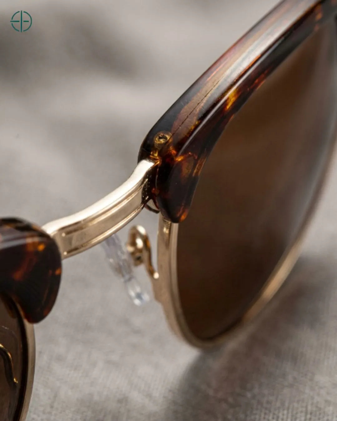 Oculos_Feminino_Luna_Rest_Money_