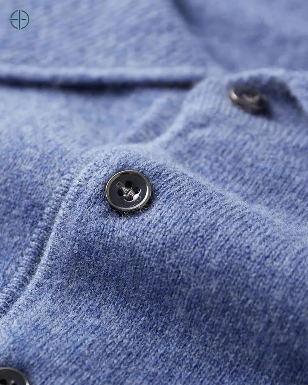 Imagem de modelo com postura confiante e discreta