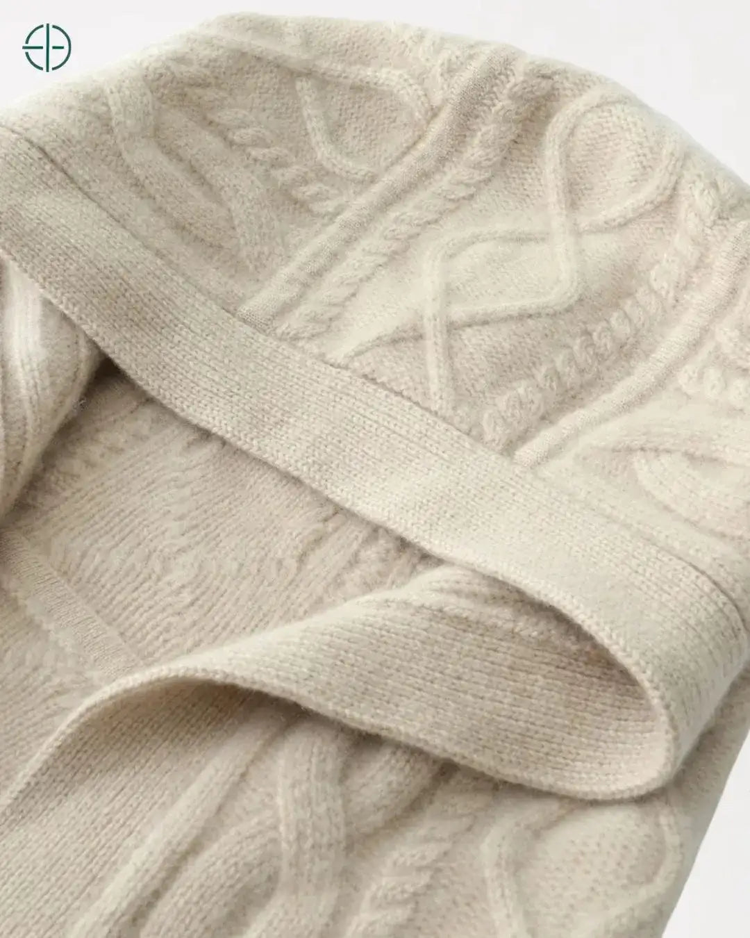 Sobretudo_Longo_Trancado_com_Capuz_100_Caxemira_