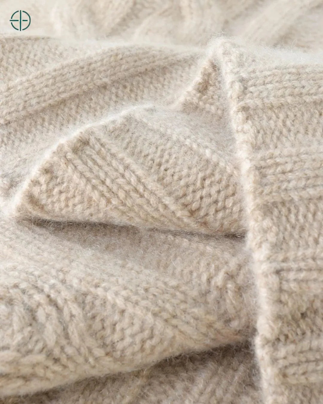 Sueter_Gola_Alta_Trancado_100_Caxemira_