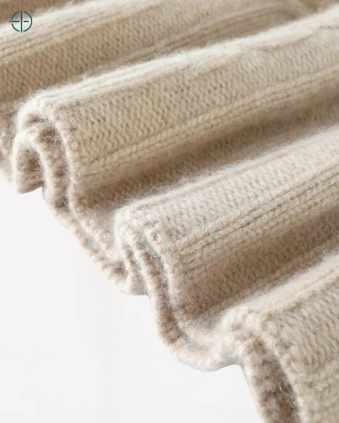 Sueter_Gola_Alta_Trancado_100_Caxemira_