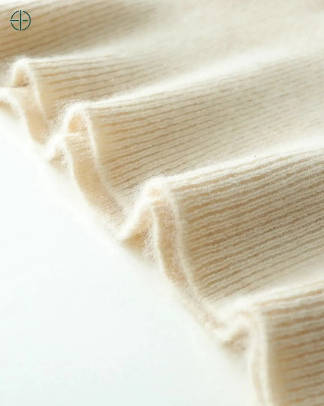 Sueter_Transpassado_100_Caxemira_