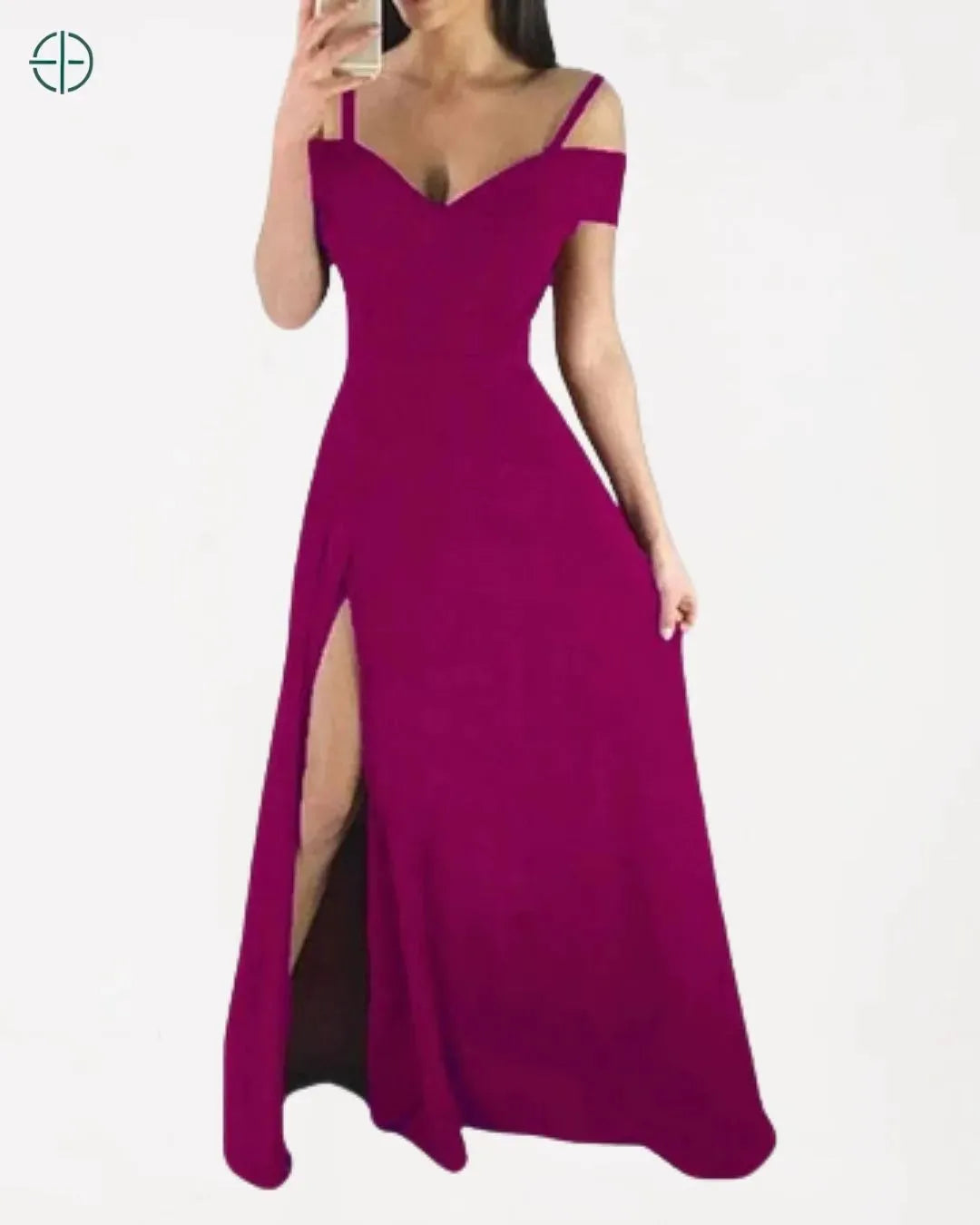 Look completo com acessórios sofisticados e o vestido longo