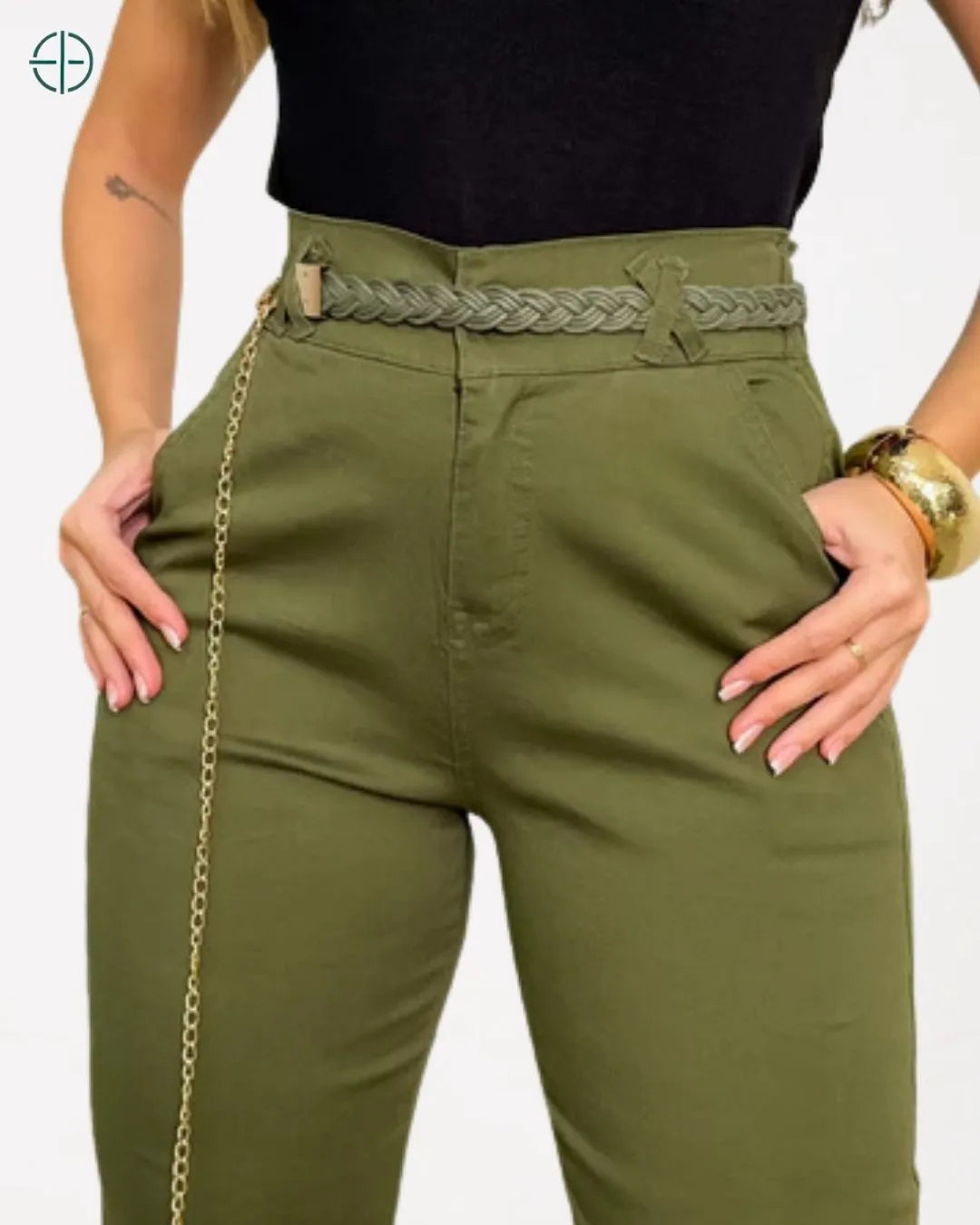visual urbano e sofisticado com calça de sarja