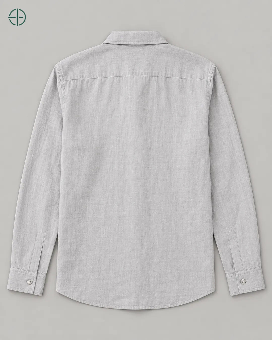 Camisa 100% Linho Belga Masculina, cor Cinza, produto estendido no chão, câmera vertical, vista traseira. Fotografia de produto Rest Money.