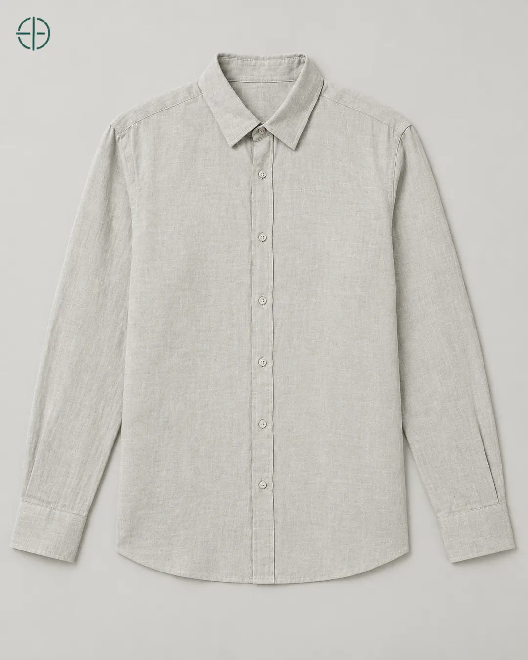 Camisa 100% Linho Belga Masculina Sem Bolso, cor Cinza, produto isolado de frente, em estúdio profissional com fundo cinza ostra.