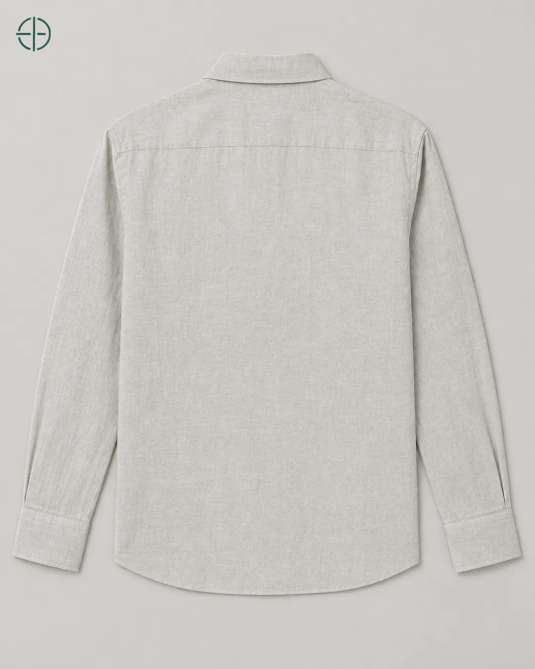 Camisa 100% Linho Belga Masculina Sem Bolso, cor Cinza, produto isolado de costas, em estúdio profissional com fundo cinza ostra.