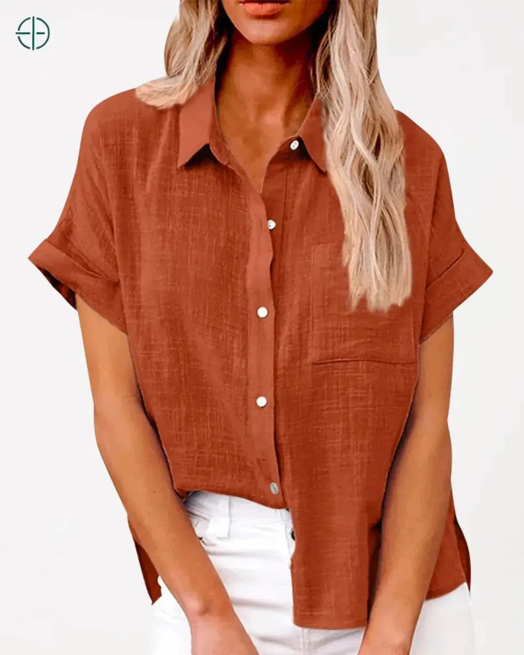 camisa com barra amarrada na frente em visual moderno