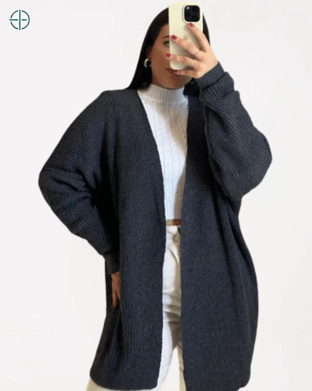 cardigan fechado com botões elegantes