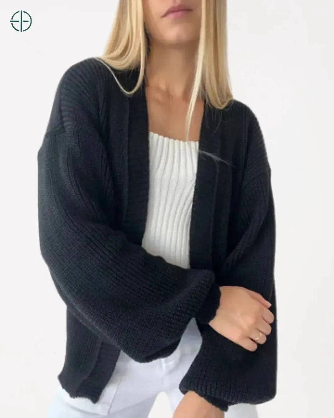 detalhe lateral evidenciando a manga volumosa