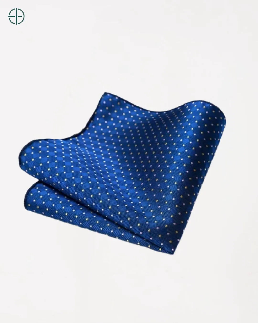 lenço discreto que complementa trajes masculinos