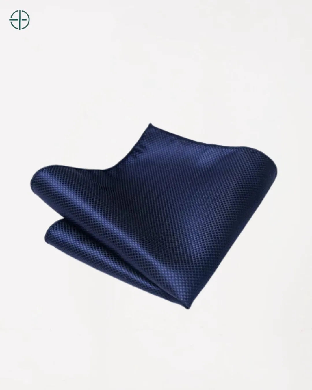 lenço quadrado de seda preto com acabamento refinado para look social