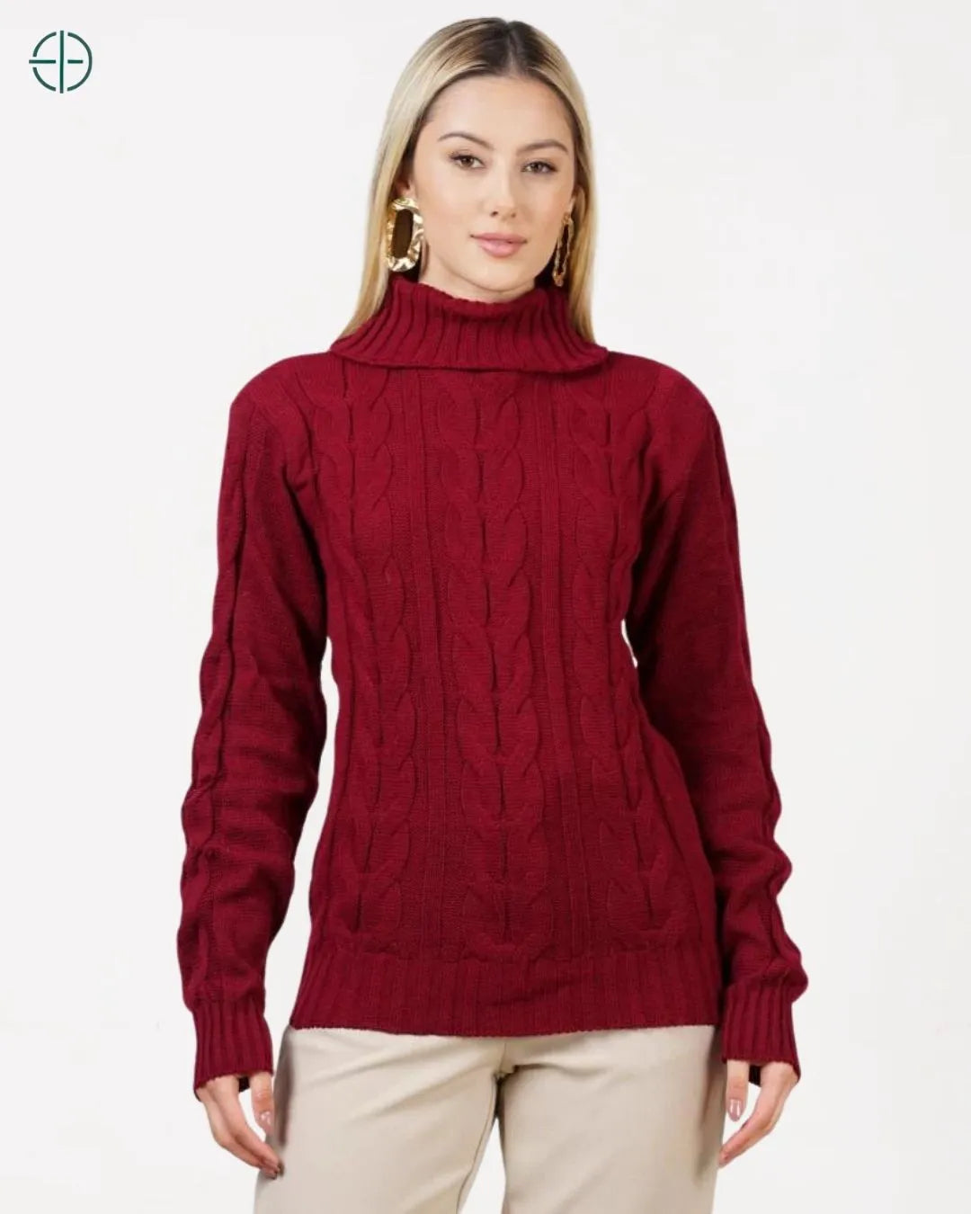 detalhe da gola alta do suéter feminino