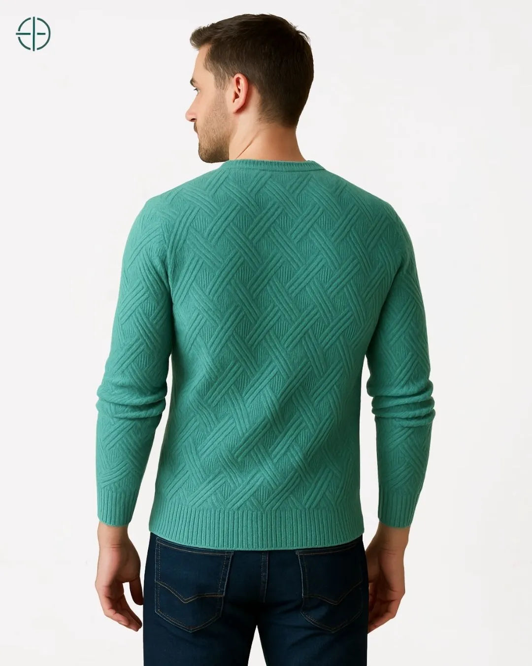 Luz natural revelando o volume e a pureza da caxemira premium