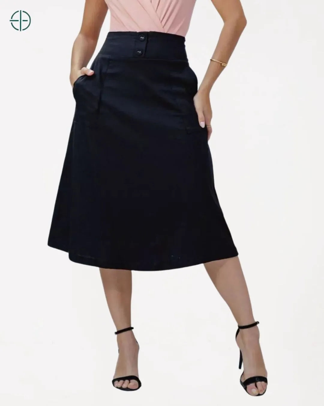 detalhe da parte de trás da saia com acabamento impecável