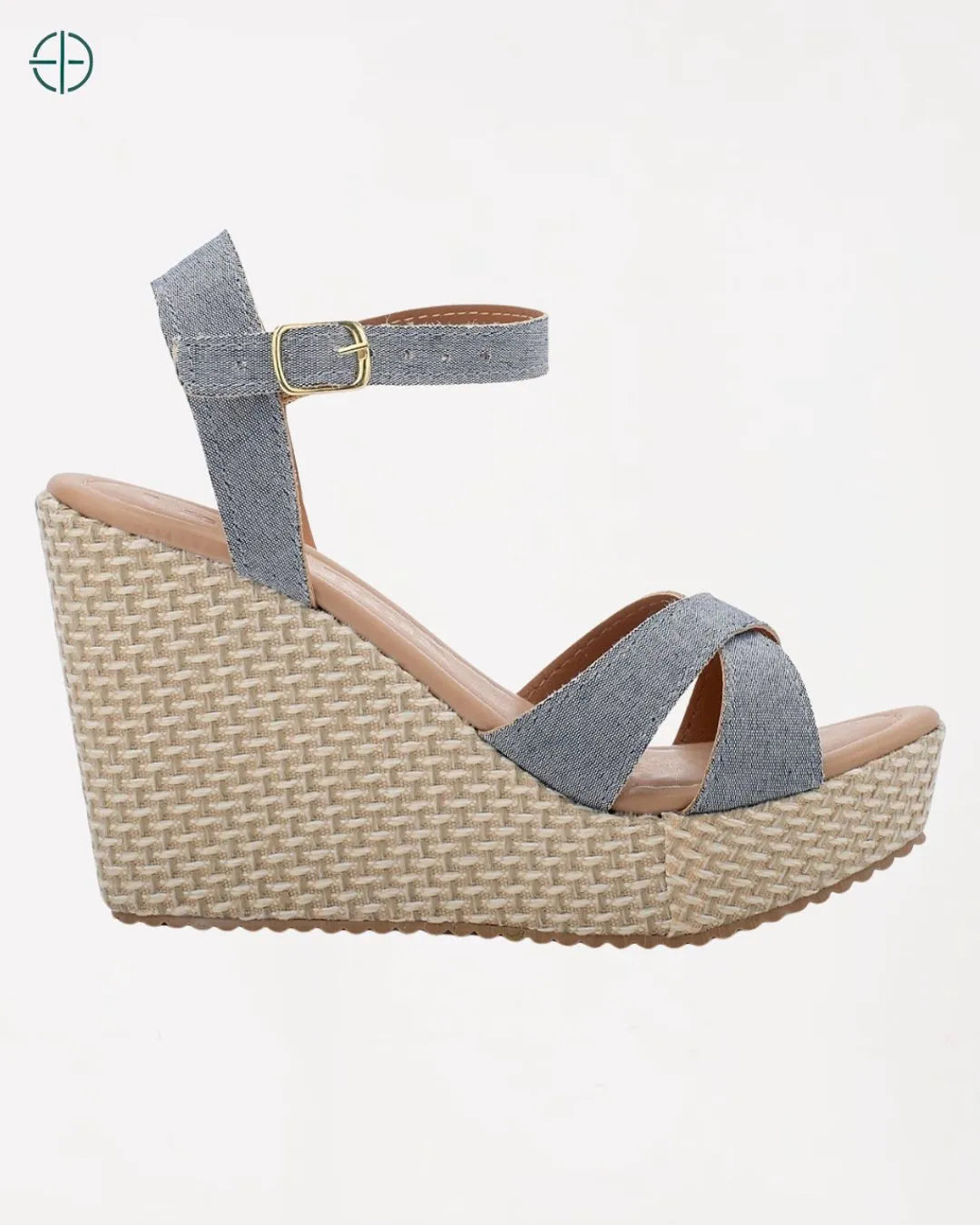 Plataforma anabela feminina, perfeita para quem busca um calçado estiloso e seguro.