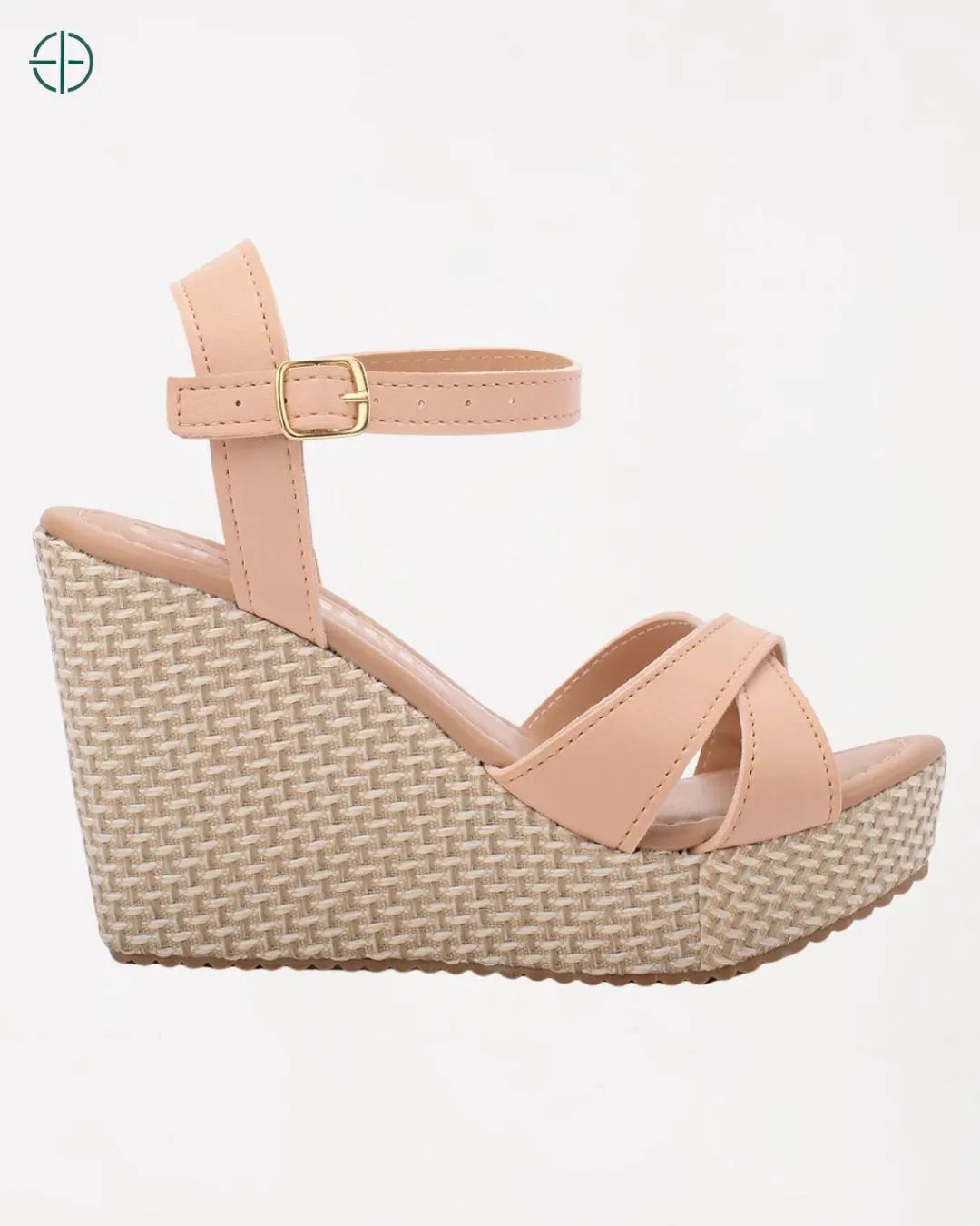 Anabela plataforma com design exclusivo, oferecendo elegância e conforto.