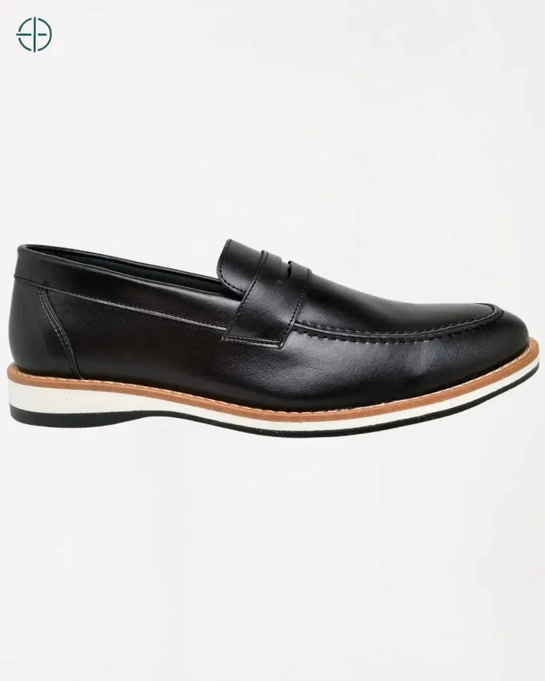 modelo marrom de sapato masculino estilo loafer