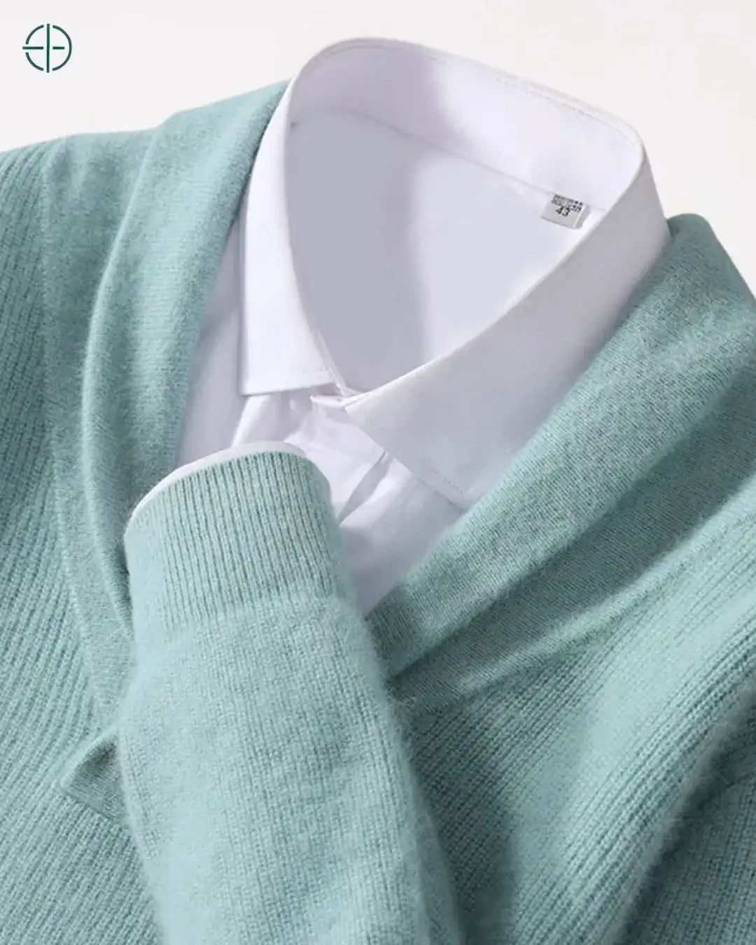 Composição com paletó de lã evidenciando elegância natural