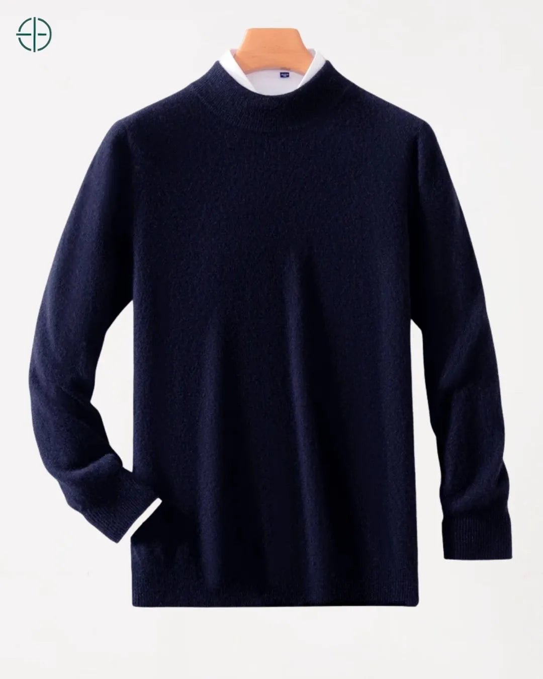 A gola média em caxemira vista exatamente de lado, mostrando sua forma.