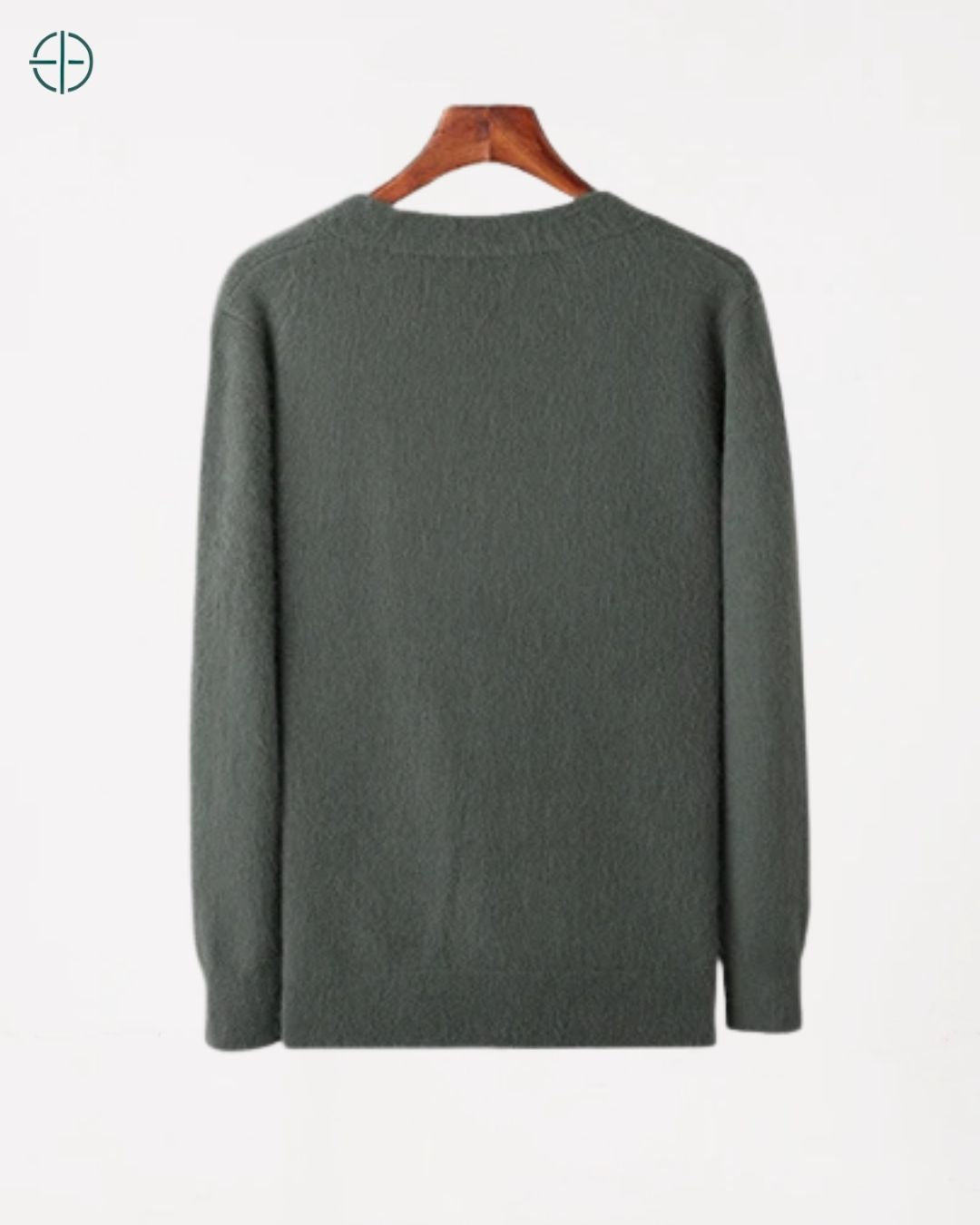 A costura impecável no ombro do suéter, um selo de qualidade da caxemira.