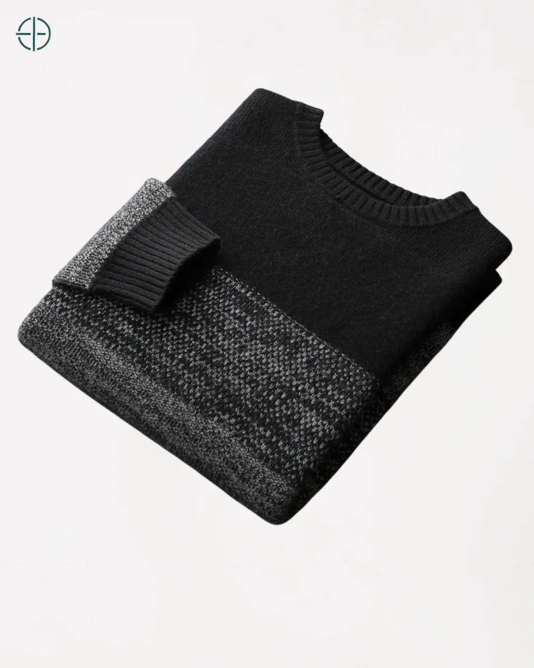 Perfil do suéter, destacando a textura tridimensional que o Jacquard confere à caxemira.