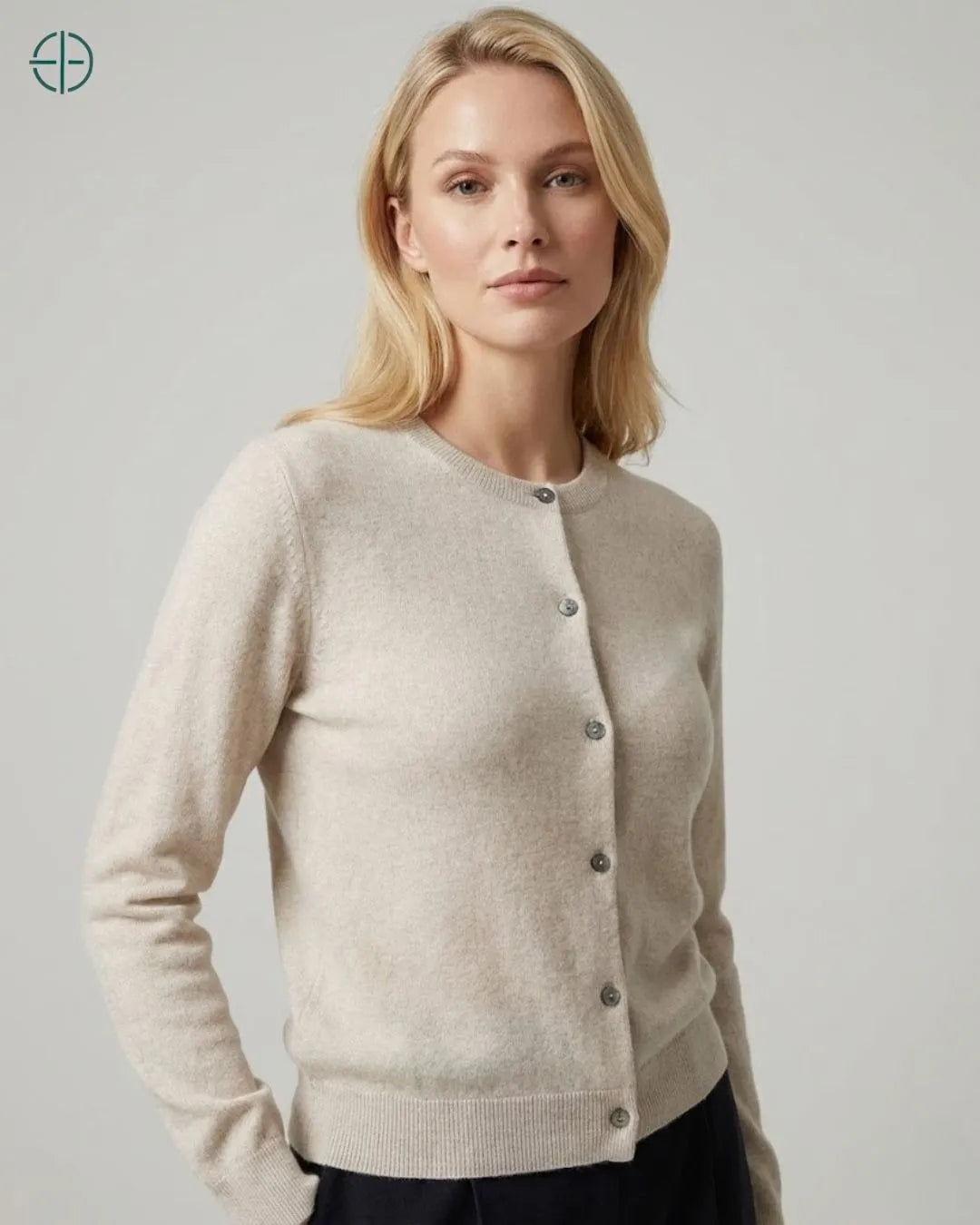 Suéter Feminino Ravena Off-White 100% Cashmere | Rest Money™