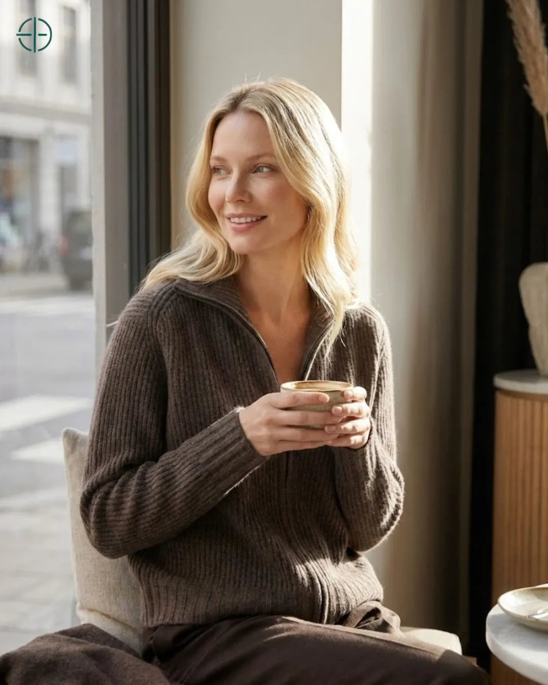 Suéter Feminino Serafina 100% Cashmere | Rest Money™