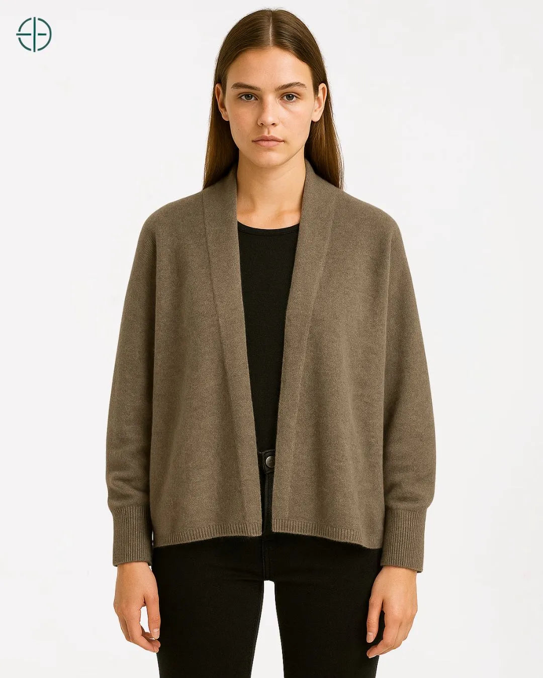 Cardigan Feminino 100% Caxemira Camelo | Decote V | Rest Money™