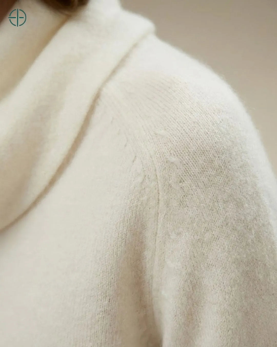 Suéter Feminino Carlotta 100% Cashmere | Rest Money™