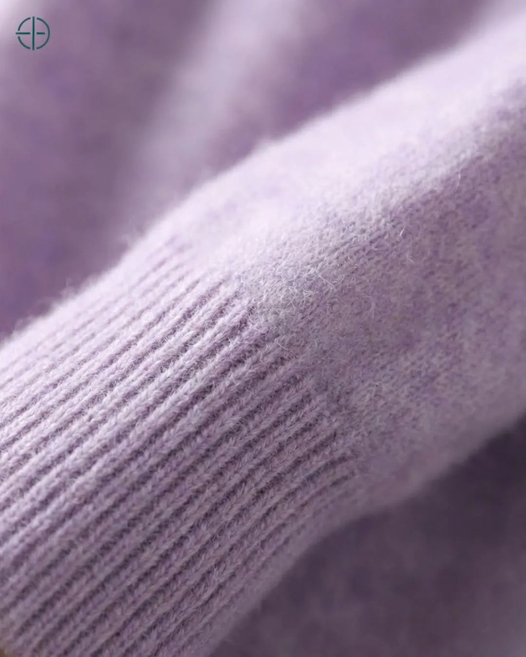 Suéter Feminino Gola Alta 100% Caxemira | Rest Money™