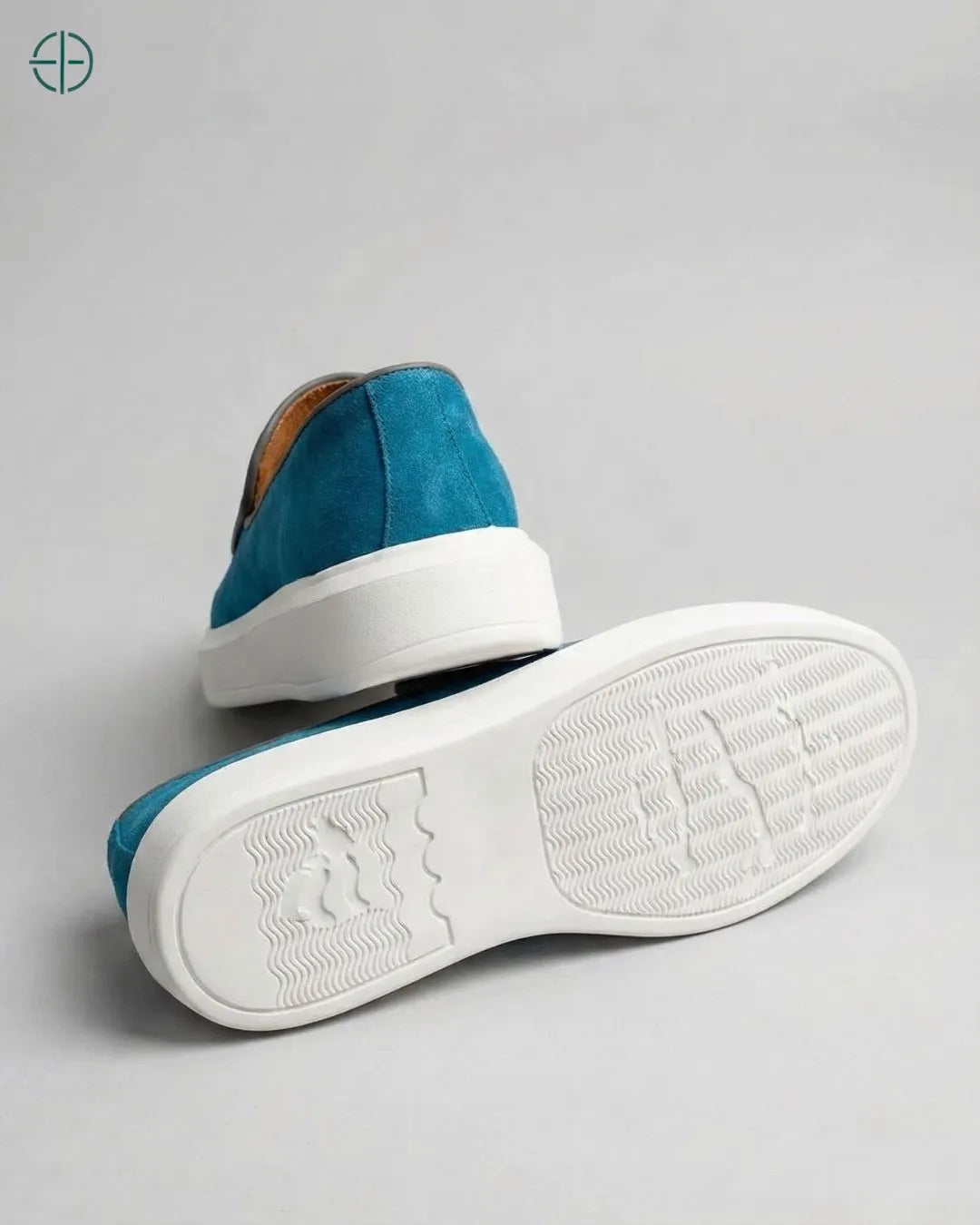 Belgian_Loafer_Hybrid_em_Camurca_